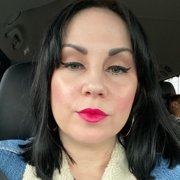 Meet your Posher, Crystal - Picture 1 of 1